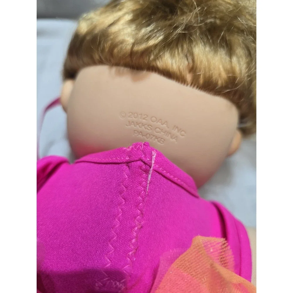 Cabbage Patch Kids‎ TWINKLE TOES Blonde with Blue Eyes Curly 2012